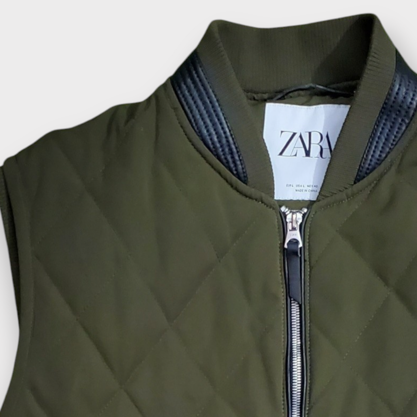 Zara Men Quilted Khaki Green Gilet Vest Zip Up Jacket