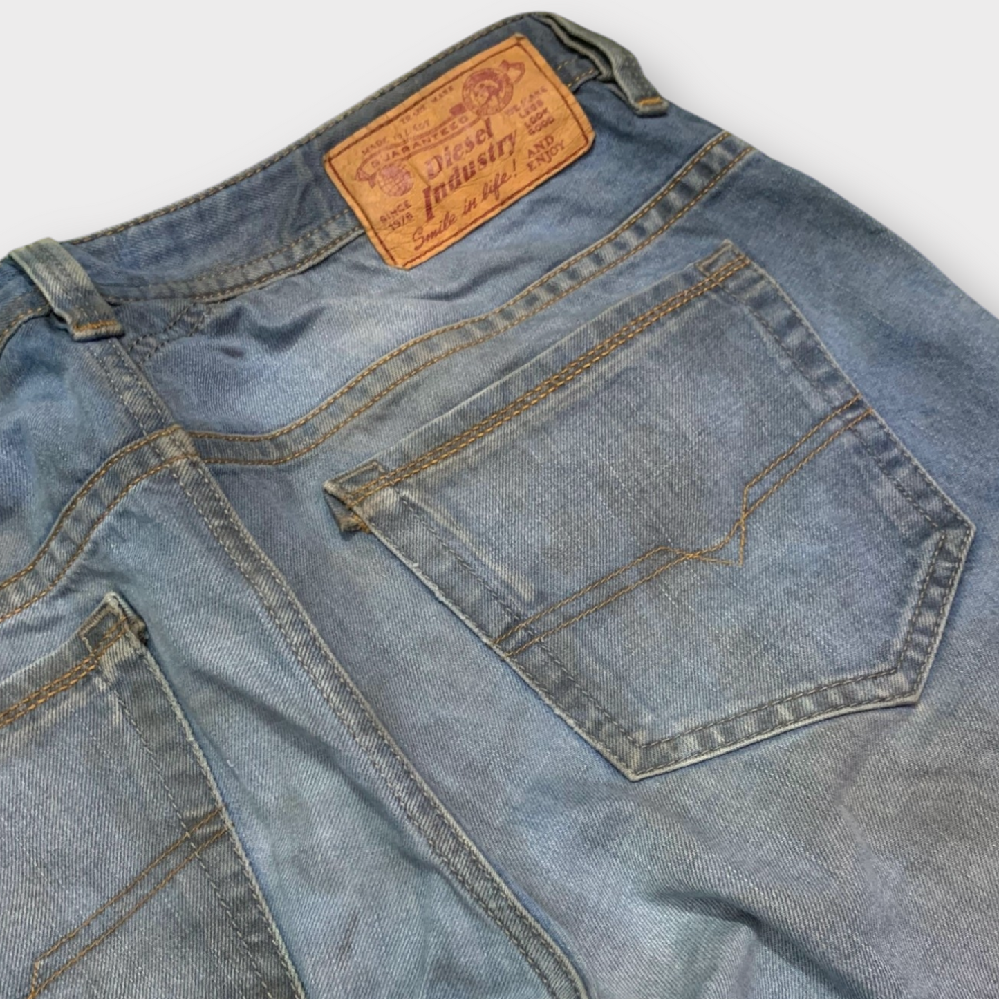 Diesel Thavar Straight Jeans