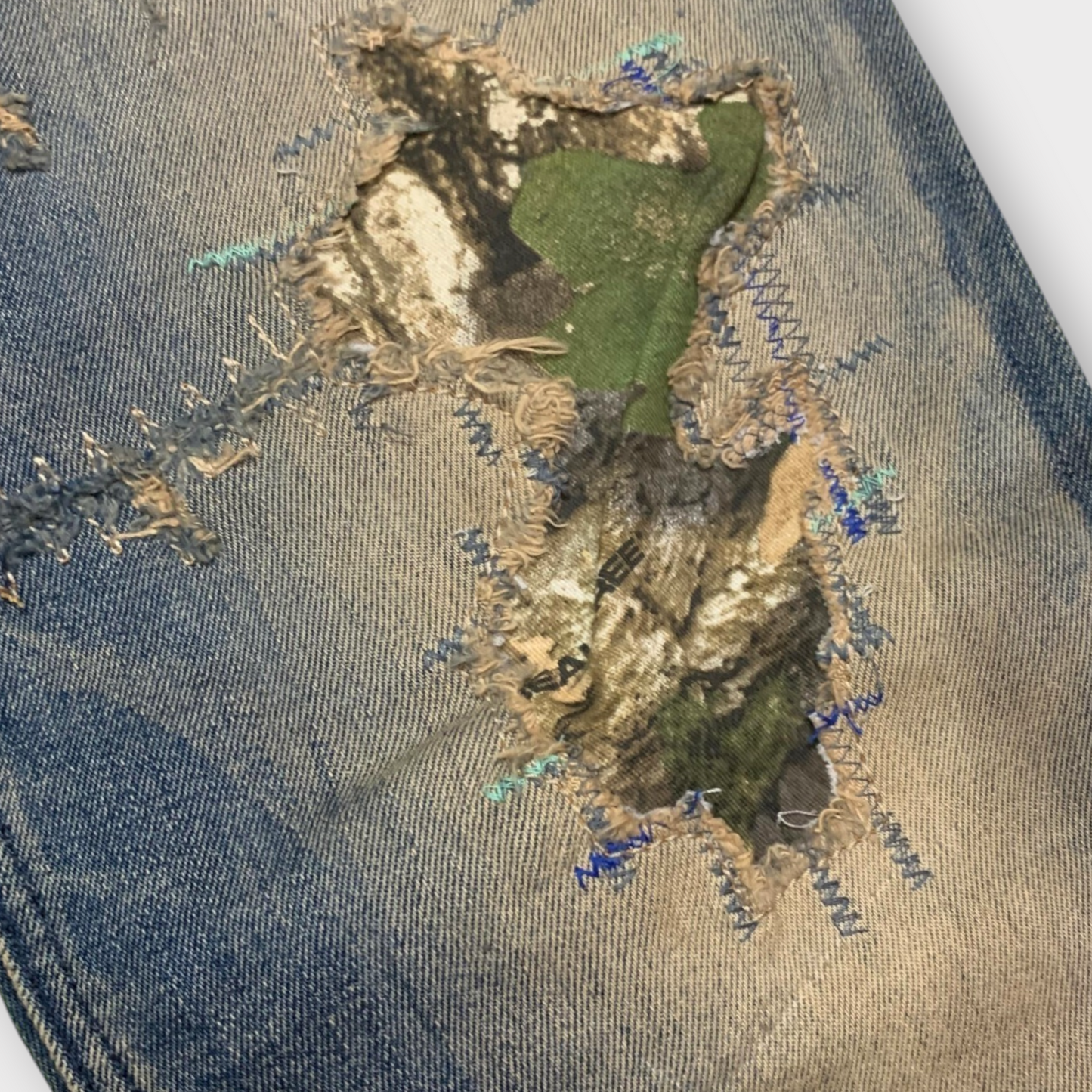 Diesel Thavar-XP Vintage Jeans