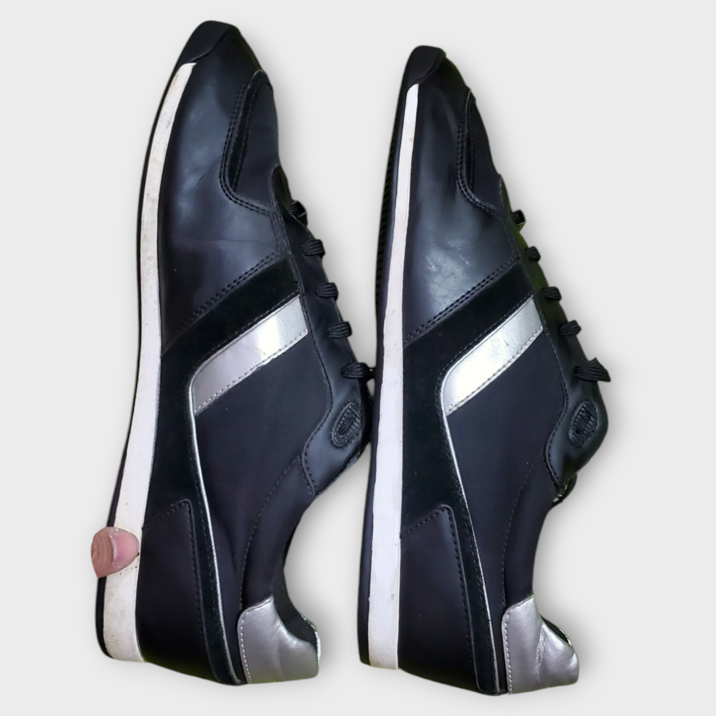 Hugo Boss Glaze Lowp Sneakers Black & Silver With Faux Leather
